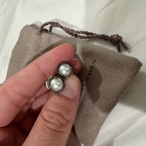 David Yurman pearl earrings